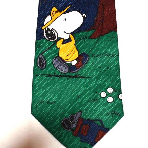 Charlie Brown & Gang Snoopy/Woodstock More Than One Way To Get A Birdie Tie - Picture 2 of 5